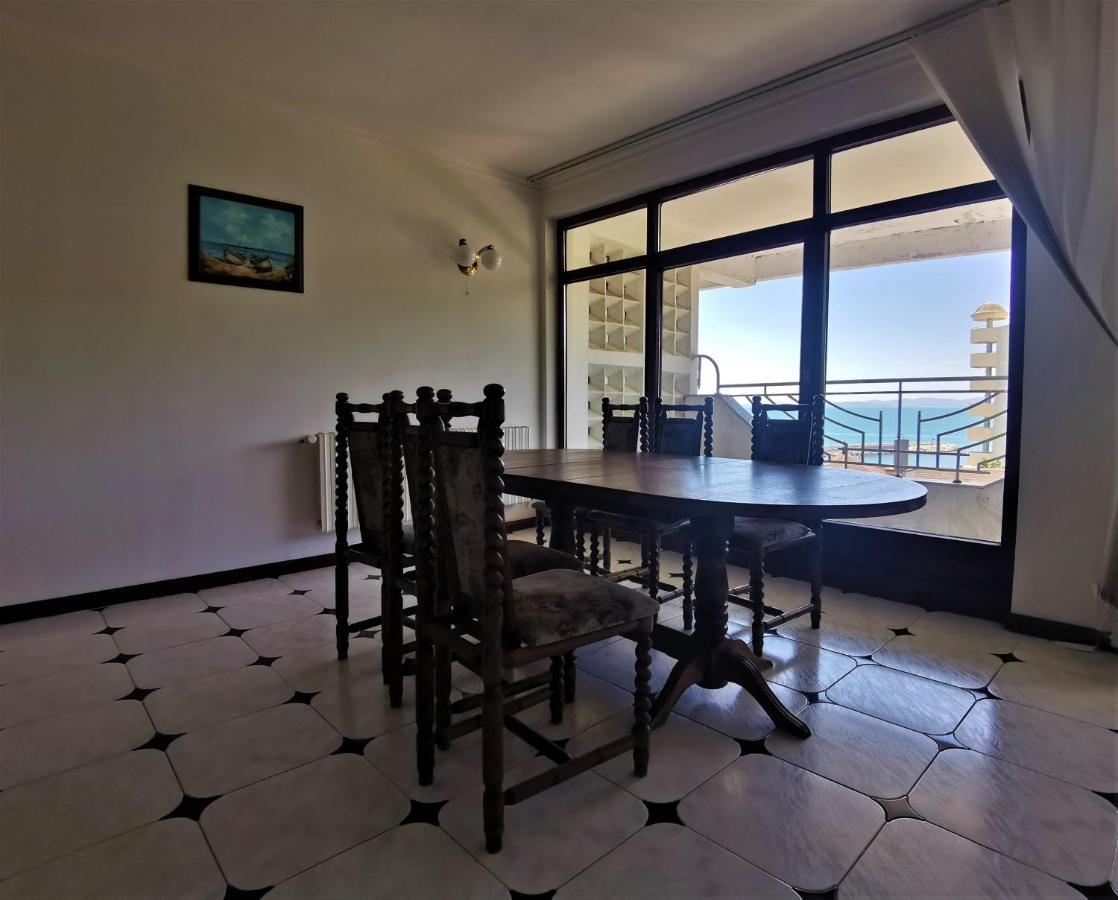Lazur Seaview Apartment Pomorie Buitenkant foto